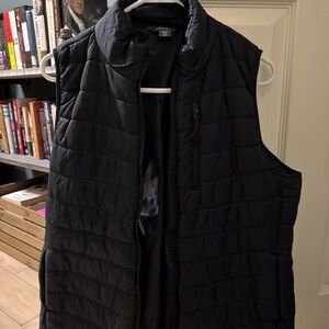 Eddie Bauer Black Vest (size medium)
